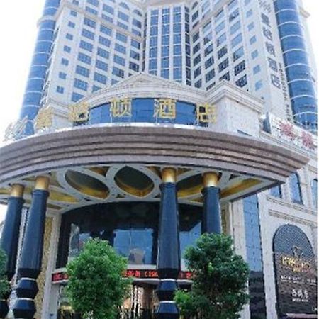 Manhatton Hotel Zhuhai Exteriör bild