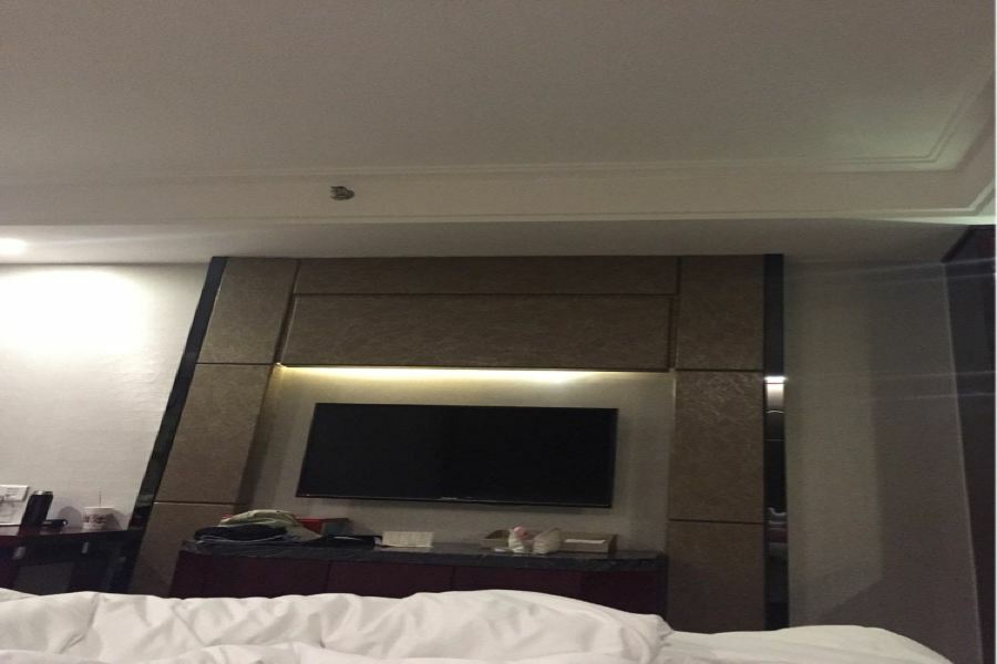 Manhatton Hotel Zhuhai Exteriör bild