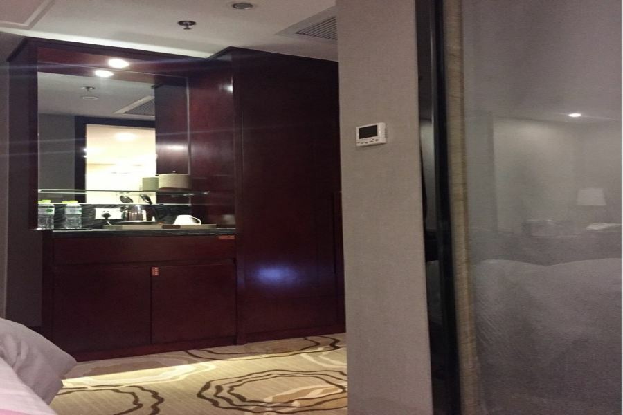 Manhatton Hotel Zhuhai Exteriör bild